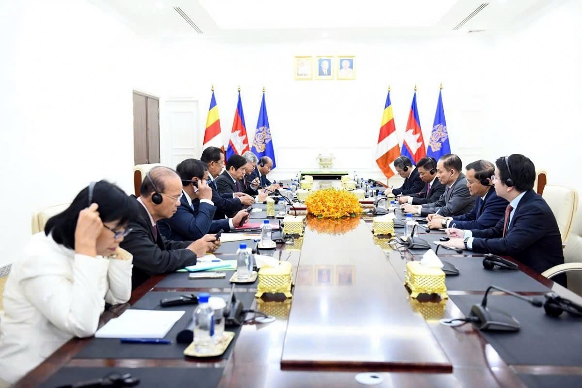 Hun Sen affirms close relations between Cambodia and Vietnam